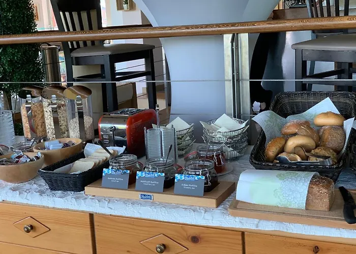 Evviva Bed & Breakfast 4*